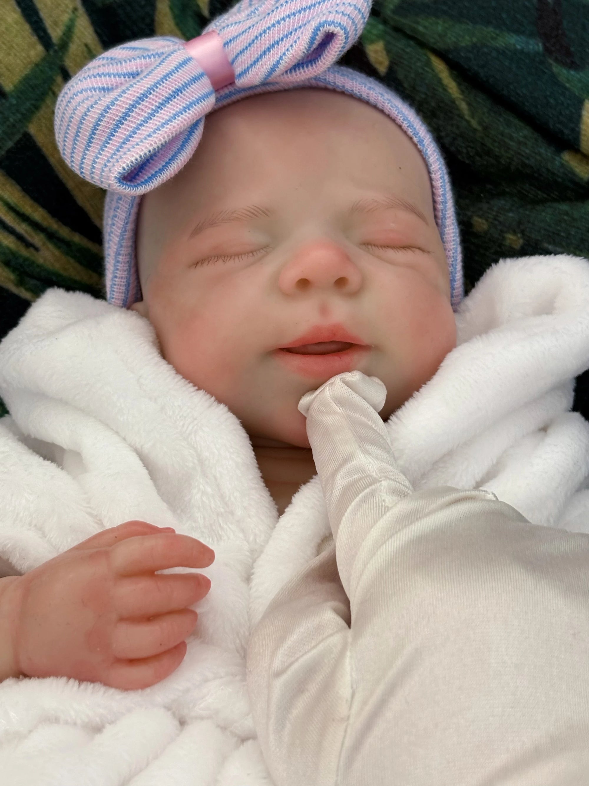 Real Silicone Reborn Dolls – full body silicone reborn baby doll UK view 3